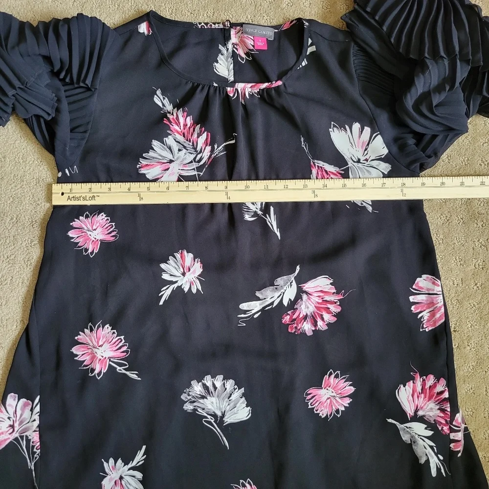 Vince Camuto Sheer Floral Accordion Sleeve Tunic Blouse Black Pink Size Small - Picture 11 of 12